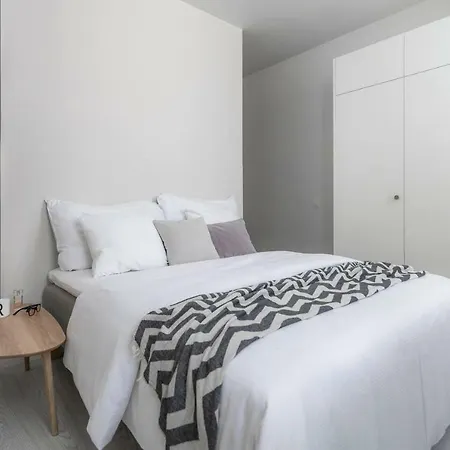 Apartment Roost Malminrinne Helsinki