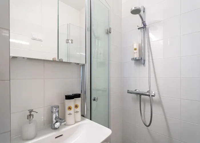 Lägenhet Roost Malminrinne