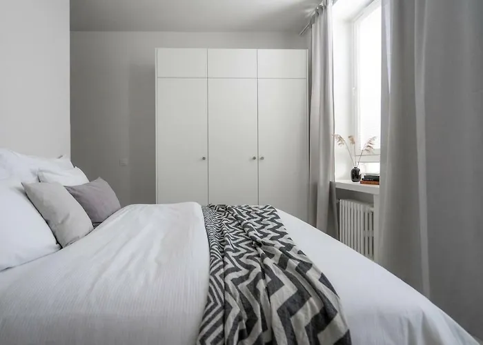 Roost Malminrinne * Helsingfors